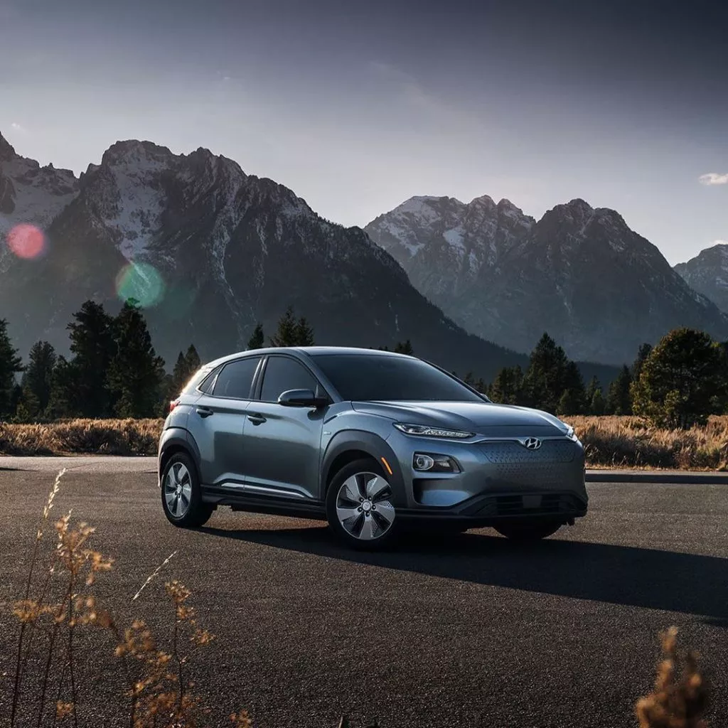 Hyundai KONA Electric postala je prvi električni SUV u potpunosti napravljen u Indiji, a vozila se na nadmorskoj visini od 5.731 metara do prolaza Sawula na Tibetu i time oborila prethodni rekord vožnje na visini od 5.715,28 metara te je uvrštena u Guinessovu knjigu rekorda!